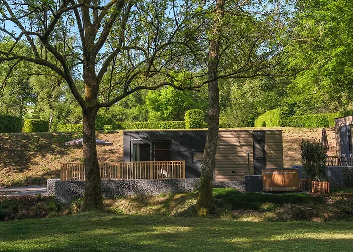 Feriehus Moezel Met Hottub | 4 Personen