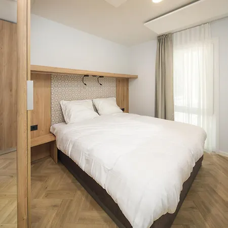 Moezel Met Hottub | 4 Personen Tandel