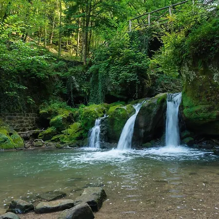 Moezel Met Hottub | 4 Personen בית נופש